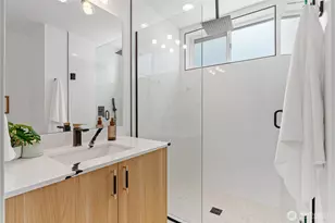 4540 40th Ave SW, Seattle, WA 98116 - Photo 16