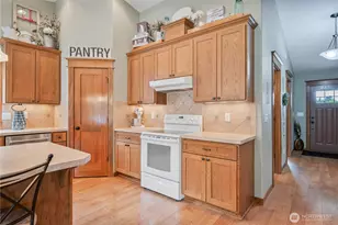 701 Ph 10, Castle Rock, WA 98611 - Photo 12
