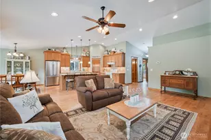 701 Ph 10, Castle Rock, WA 98611 - Photo 8