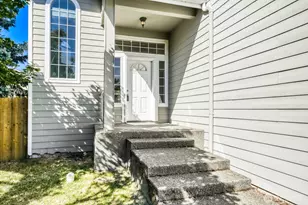 2223 63rd Ave NE, Tacoma, WA 98422 - Photo 2