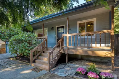 13715 26th Avenue NE, Seattle, WA 98125 - Photo 1