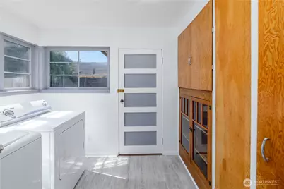 110 W 14th, Port Angeles, WA 98362 - Photo 20