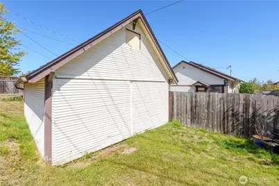 110 W 14th, Port Angeles, WA 98362 - Photo 38