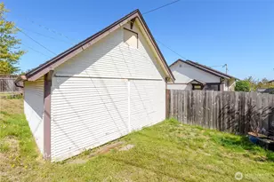 110 W 14th, Port Angeles, WA 98362 - Photo 38