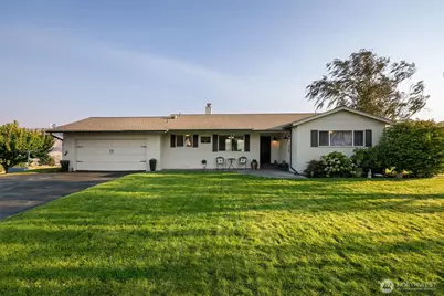 1020 S Van Sickle, East Wenatchee, WA 98802 - Photo 2