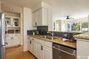 1762 NW 57th St, Seattle, WA 98107 - Photo 10