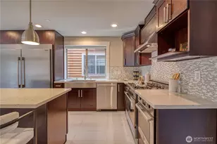 18507 71st Ave NE, Kenmore, WA 98028 - Photo 10