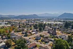 1565 Sorenson Ave, Enumclaw, WA 98022 - Photo 4