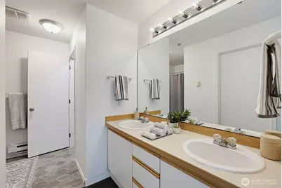 22122 41st Avenue S #301, Kent, WA 98032 - Photo 12