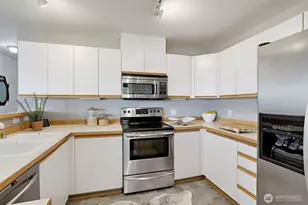22122 41st Ave S, Kent, WA 98032 - Photo 6