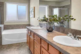 7813 Melrose Ln SE, Snoqualmie, WA 98065 - Photo 12