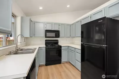 23032 SE 282nd Court, Maple Valley, WA 98038 - Photo 8