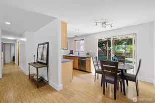 15827 NE 110th St, Redmond, WA 98052 - Photo 12