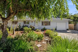 15827 NE 110th St, Redmond, WA 98052 - Photo 4