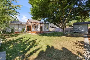 15827 NE 110th St, Redmond, WA 98052 - Photo 32