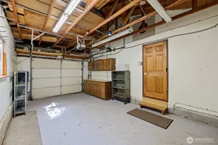 15827 NE 110th St, Redmond, WA 98052 - Photo 38