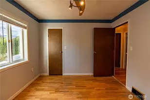 113 12th St SW, Puyallup, WA 98371 - Photo 12