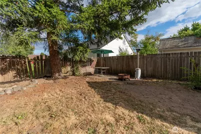 113 12th Street SW, Puyallup, WA 98371 - Photo 24