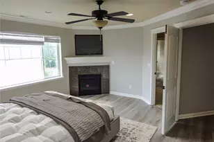 21304 SE 258th Pl, Maple Valley, WA 98038 - Photo 18