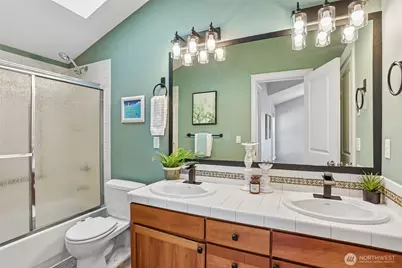 10214 1st Avenue NW #B, Seattle, WA 98177 - Photo 18