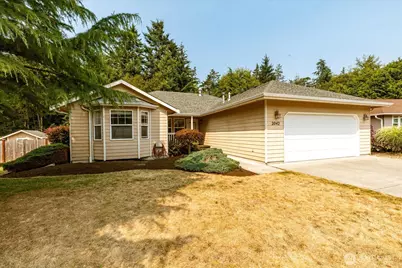 2042 Doe Drive, Oak Harbor, WA 98277 - Photo 1