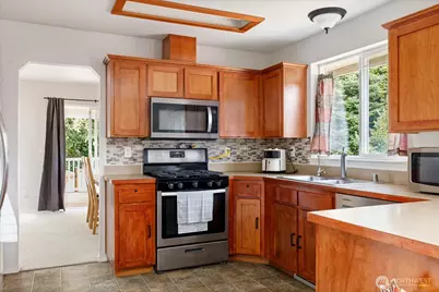 2042 Doe Drive, Oak Harbor, WA 98277 - Photo 8