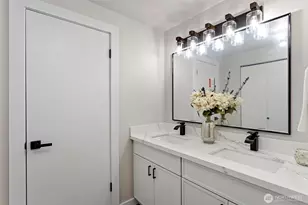 975 Aberdeen Ave NE, Renton, WA 98056 - Photo 20