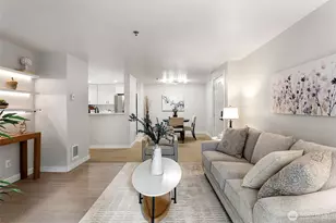 975 Aberdeen Ave NE, Renton, WA 98056 - Photo 2