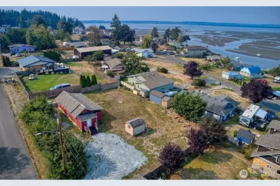 18930 98th Avenue NW, Stanwood, WA 98292 - Photo 4