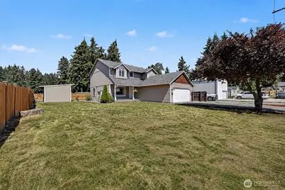 12105 118th Street E, Puyallup, WA 98374 - Photo 2