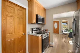 6622 S Warner St, Tacoma, WA 98409 - Photo 12