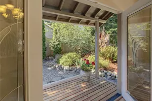 11004 209th Ave E, Bonney Lake, WA 98391 - Photo 8