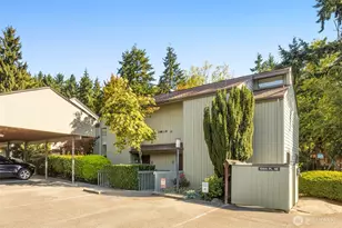 3400 108th Pl NE, Bellevue, WA 98004 - Photo 2