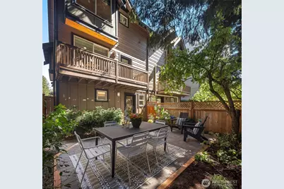 9613 Roosevelt Way NE #B, Seattle, WA 98115 - Photo 26