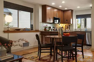 9613 Roosevelt Way NE, Seattle, WA 98115 - Photo 10