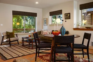 9613 Roosevelt Way NE, Seattle, WA 98115 - Photo 8