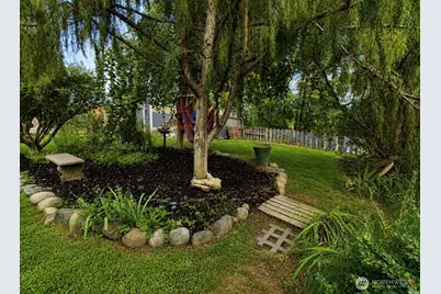233 E 2nd Street, Tonasket, WA 98855 - Photo 32