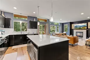 13521 SE 81st Pl, Newcastle, WA 98059 - Photo 12