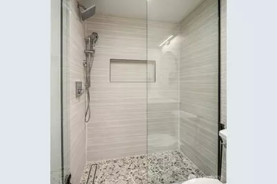 8340 Avalon Drive, Mercer Island, WA 98040 - Photo 32