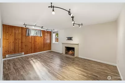 7002 28th Avenue NW, Seattle, WA 98117 - Photo 12