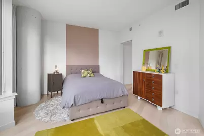 590 1st Avenue S #901, Seattle, WA 98104 - Photo 16