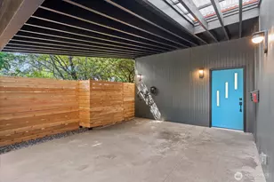 8009 28th Ave NE, Seattle, WA 98115 - Photo 4