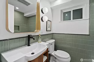 8009 28th Ave NE, Seattle, WA 98115 - Photo 22