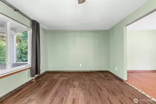 428 S 2nd Pl, Kalama, WA 98625 - Photo 6