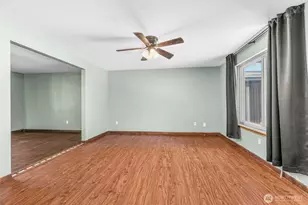 428 S 2nd Pl, Kalama, WA 98625 - Photo 8