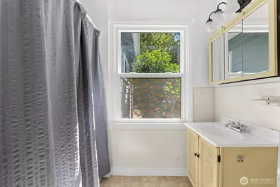 2001 30th Street, Bellingham, WA 98225 - Photo 12