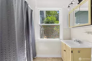 2001 30th St, Bellingham, WA 98225 - Photo 12