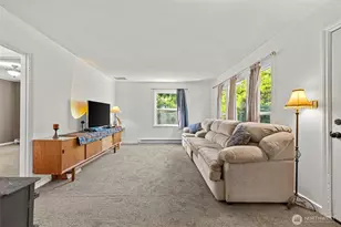 2001 30th St, Bellingham, WA 98225 - Photo 2