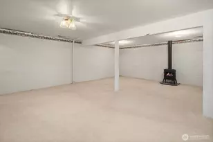19510 SE May Valley Rd, Issaquah, WA 98027 - Photo 26