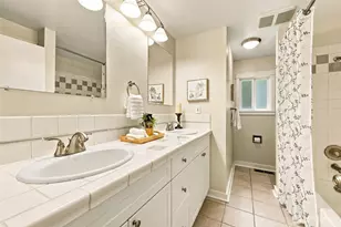 20130 44th Ave NE, Lake Forest Park, WA 98155 - Photo 18